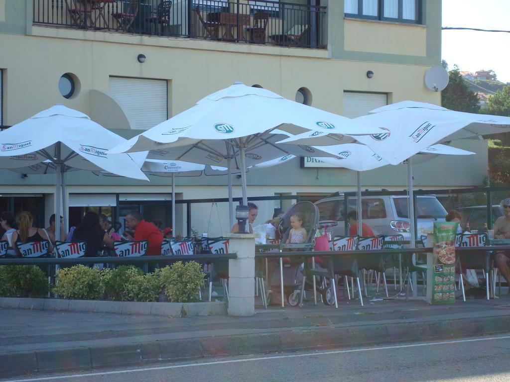 Hotel Brisamar Banugues Exterior photo